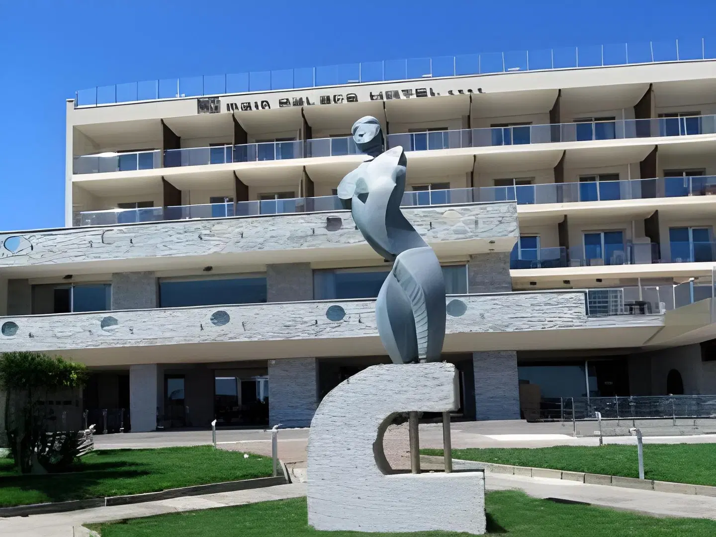 Main Palace Hotel EXTERIOR