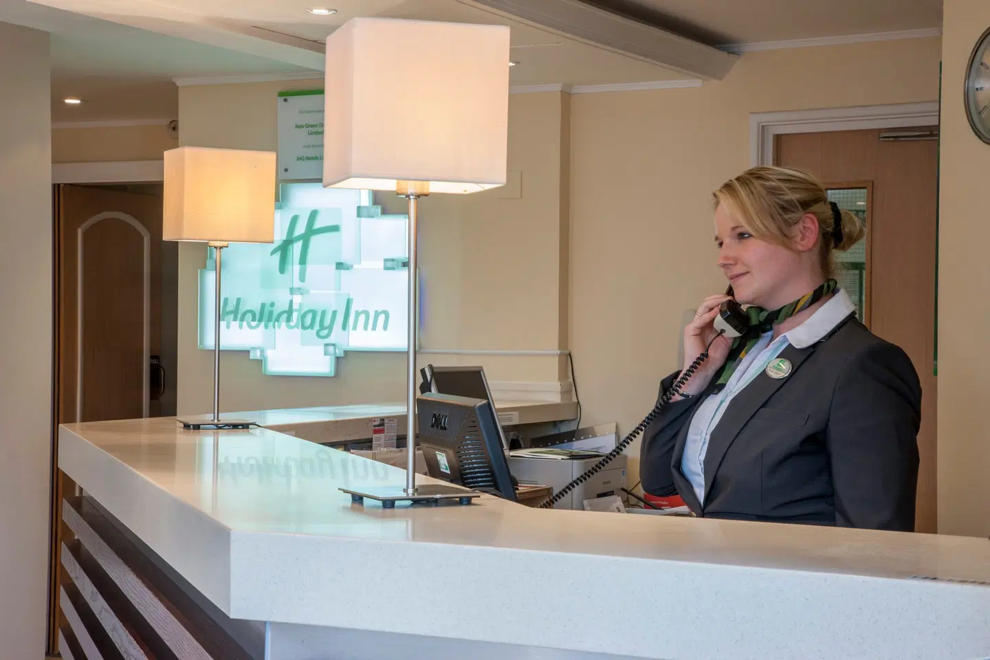 Holiday Inn Lincoln PEOPLE
