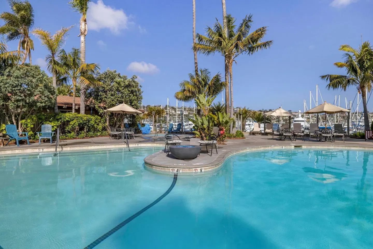 Best Western Plus Island Palms Hotel & Marina OUTDOOR_POOL