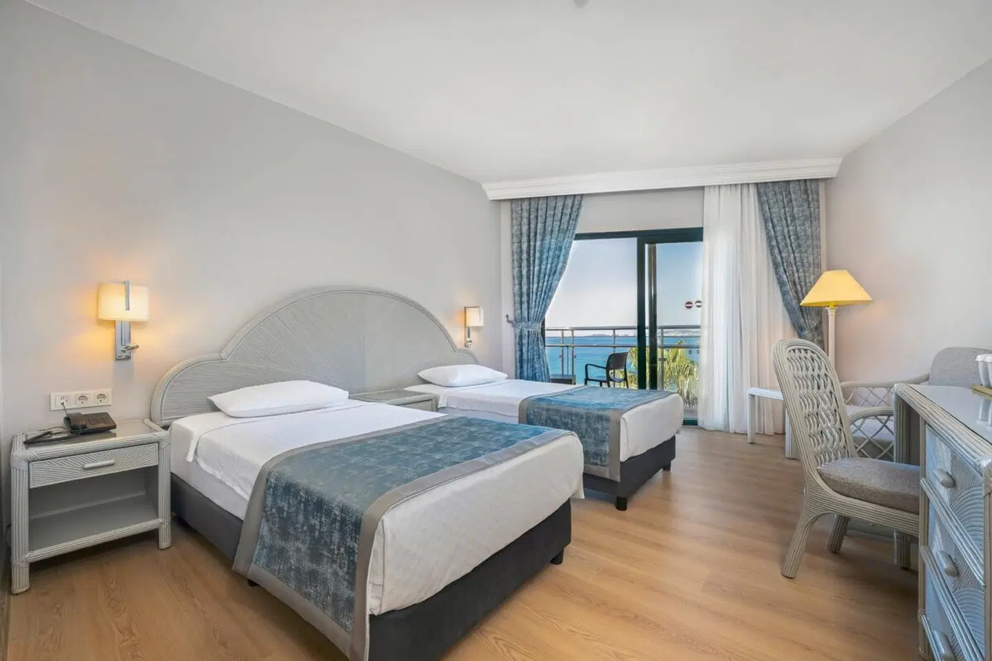 Aska Just In Beach ROOM_EXAMPLE