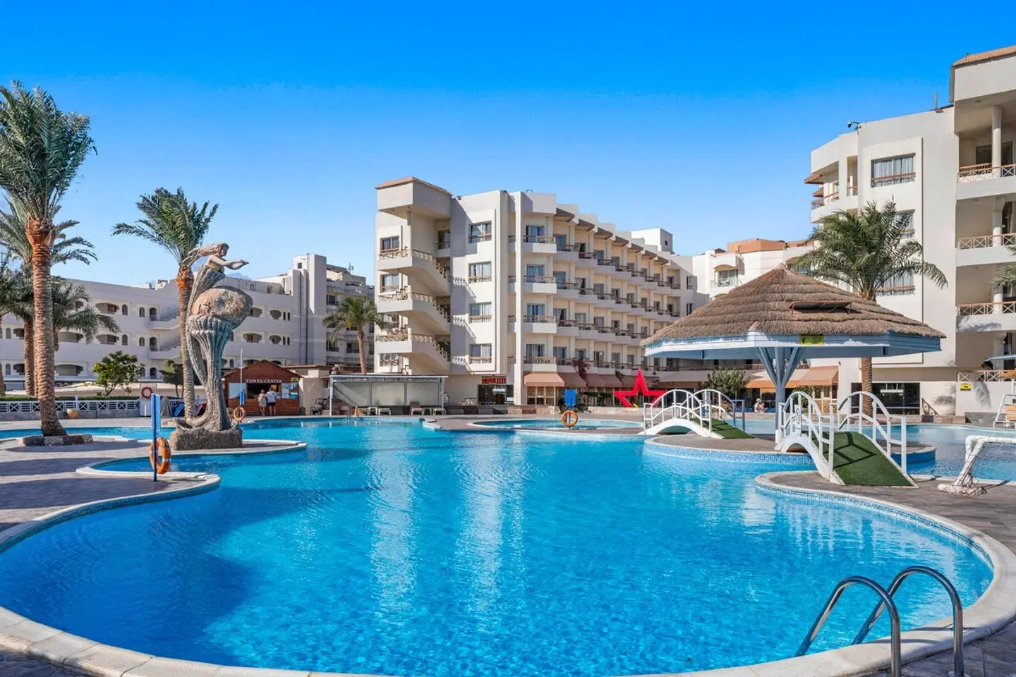 Seagull Beach Resort OUTDOOR_POOL