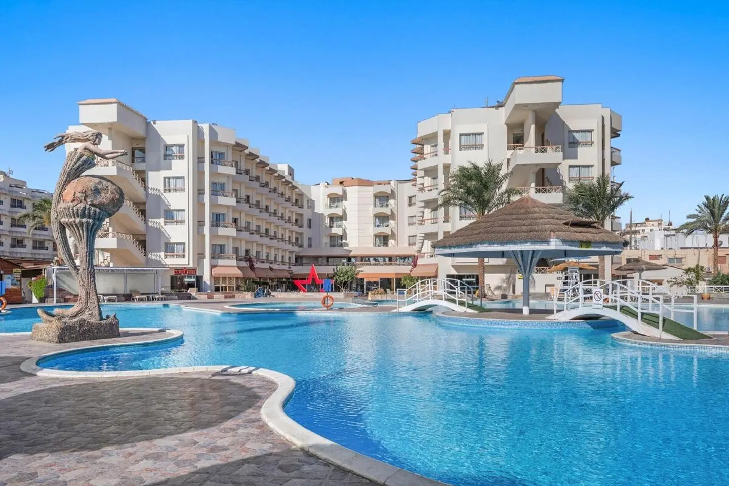 Seagull Beach Resort OUTDOOR_POOL