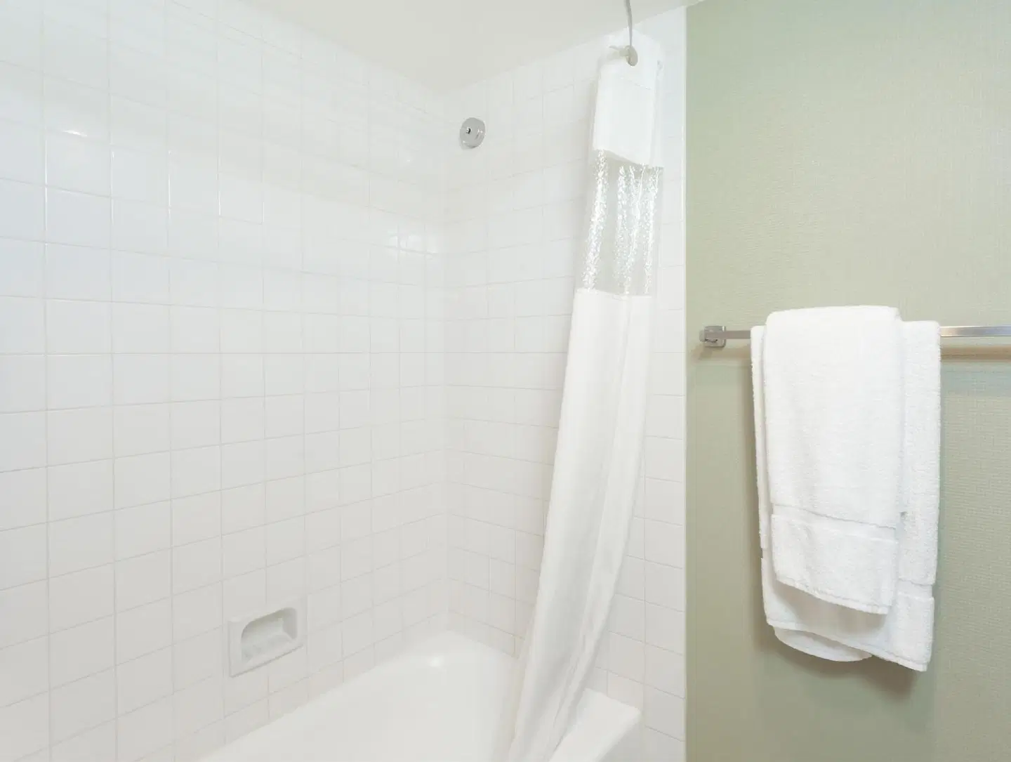 Wyndham Anaheim Badezimmer