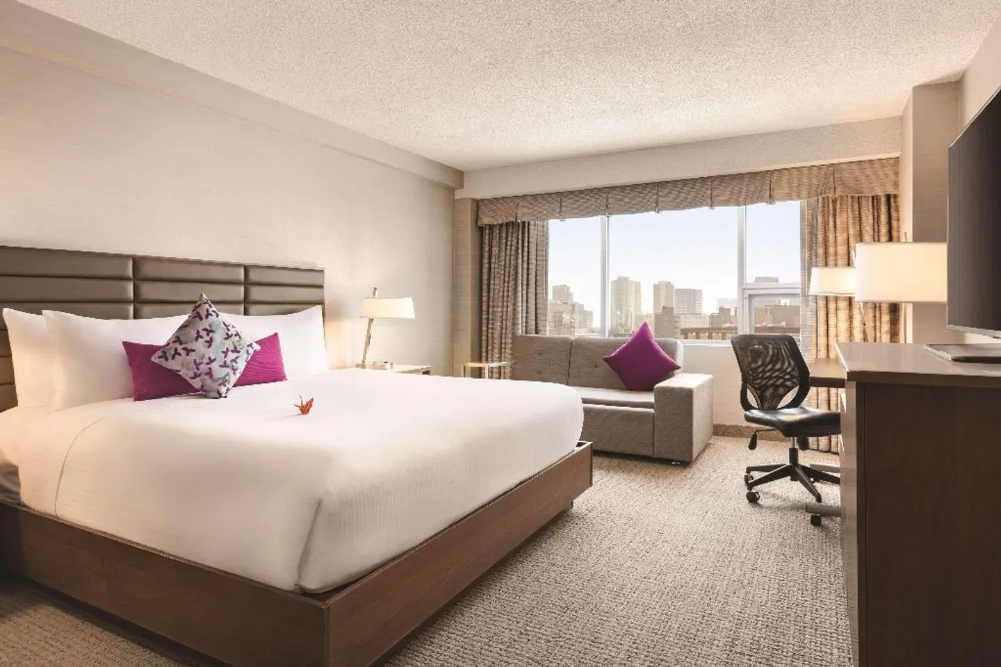 Coast Edmonton Plaza Hotel ROOM_EXAMPLE