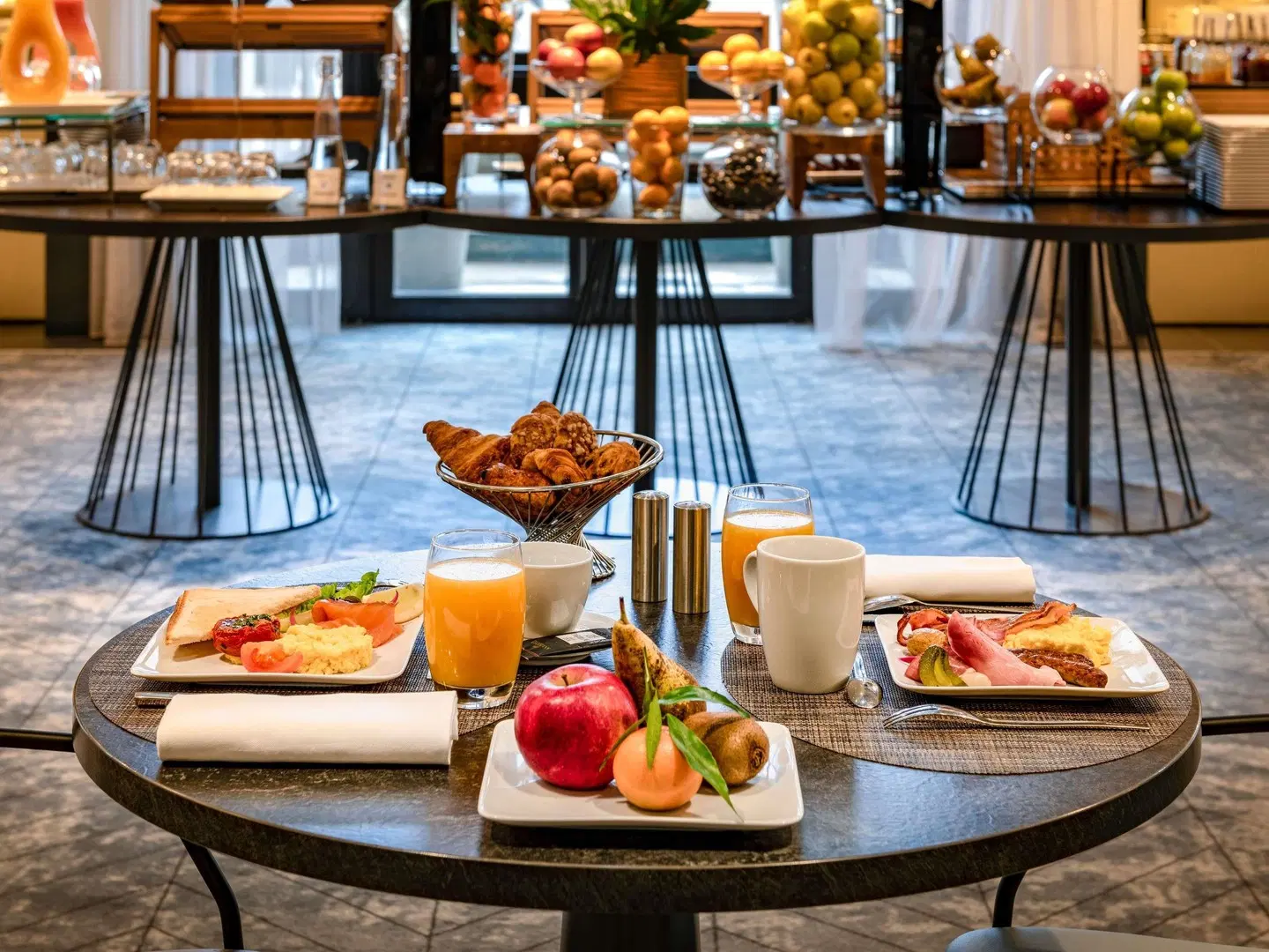 Le Louis Versailles Château Hotel - MGallery Restaurant
