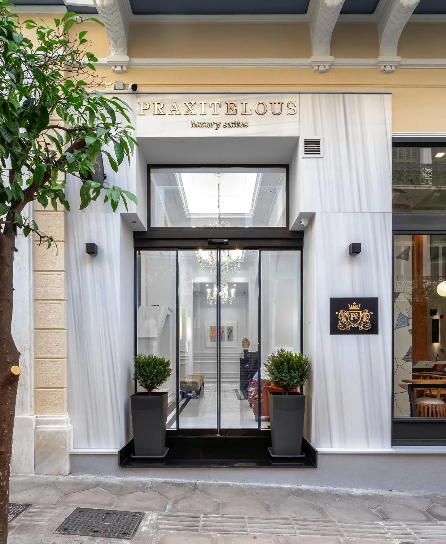 Praxitelous Luxury suites EXTERIOR
