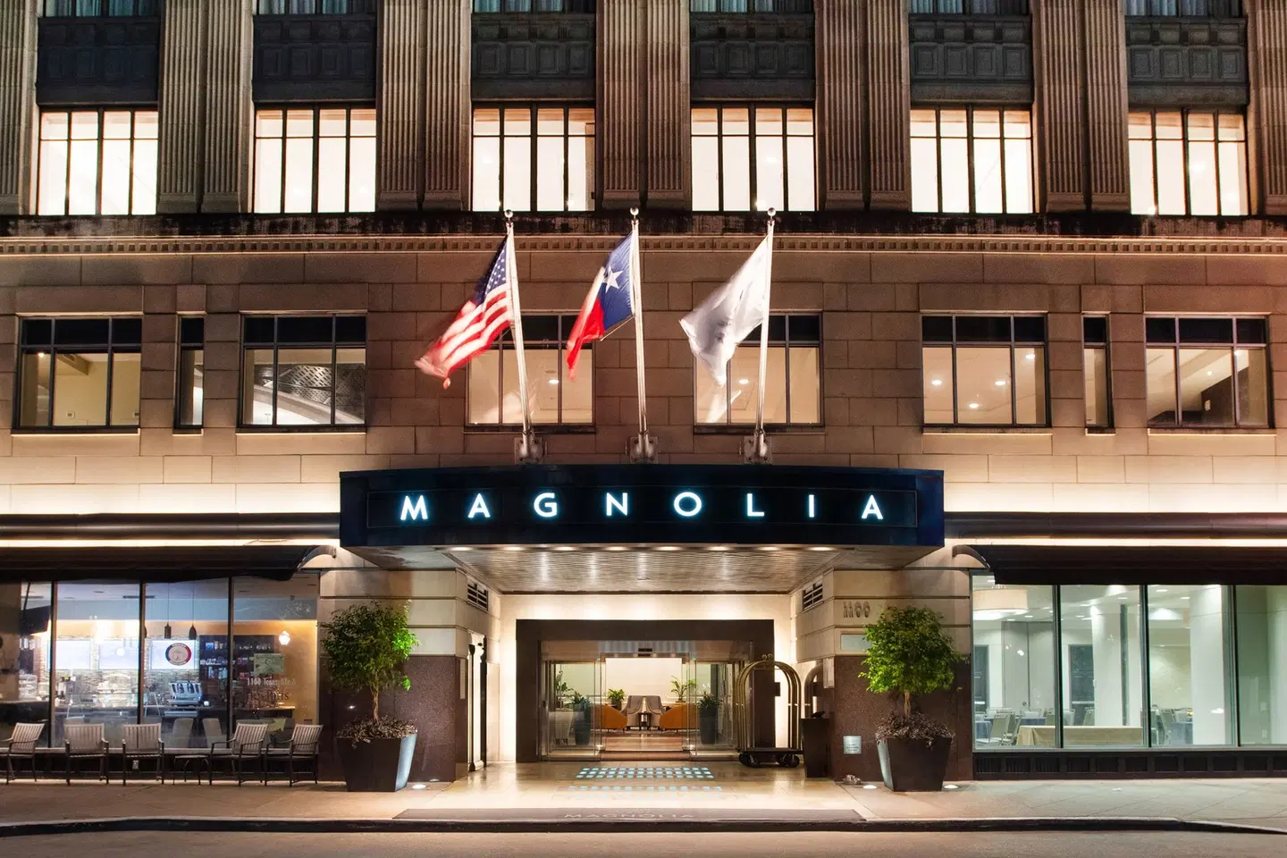 Magnolia Hotel Houston EXTERIOR
