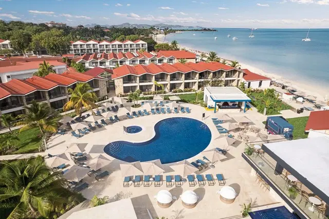 Royalton CHIC Antigua EXTERIOR