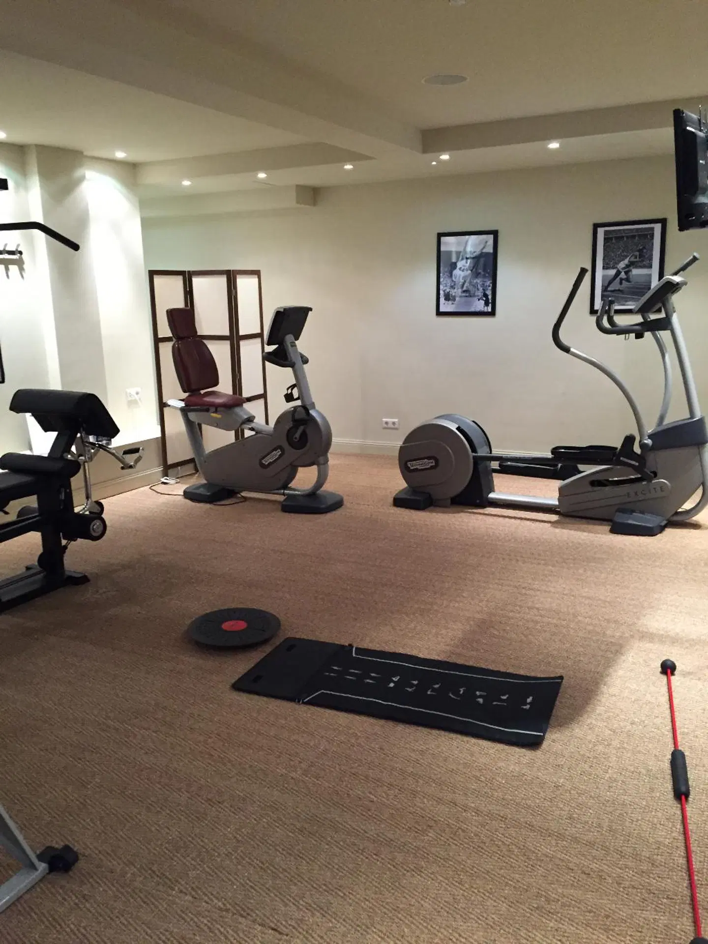 mondrian suites berlin checkpoint charlie SPORTS_AND_LEISURE