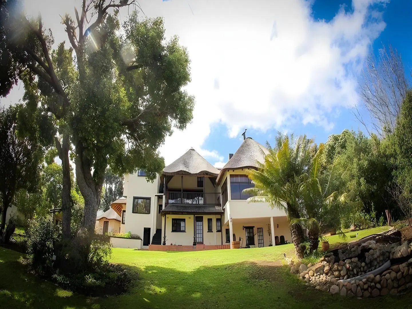 Winelands Villa Guesthouse EXTERIOR