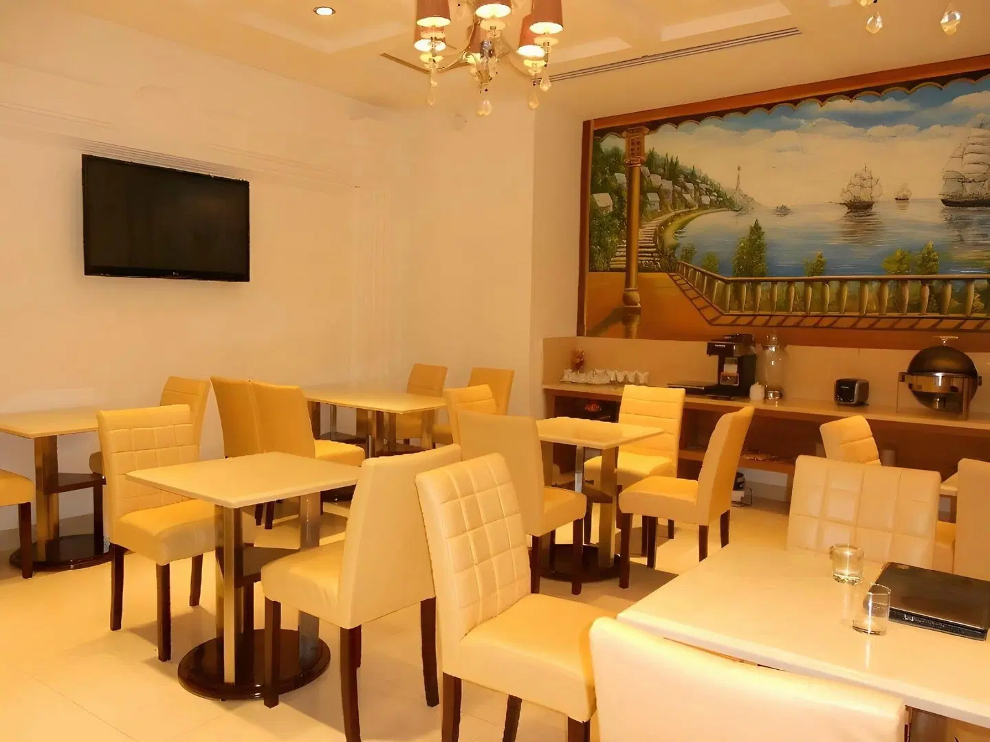 Cap Town Hotel Restaurant