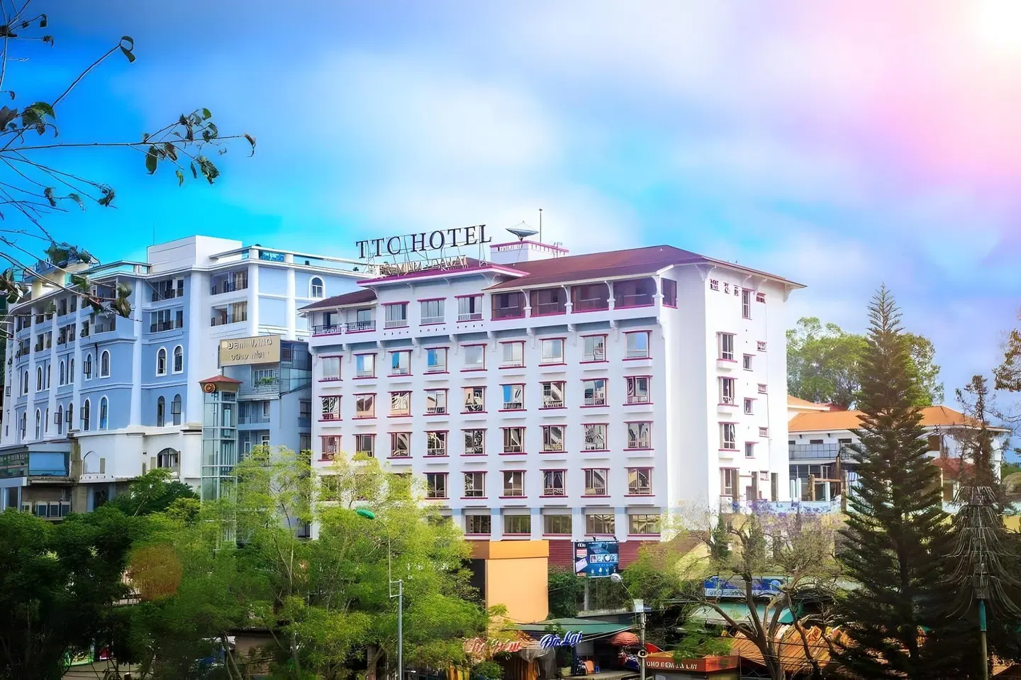 TTC Hotel Premium Dalat EXTERIOR