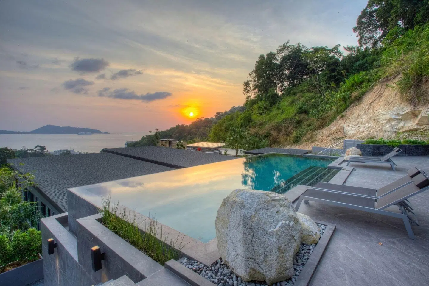 Ocean Rock Kalim Strand
