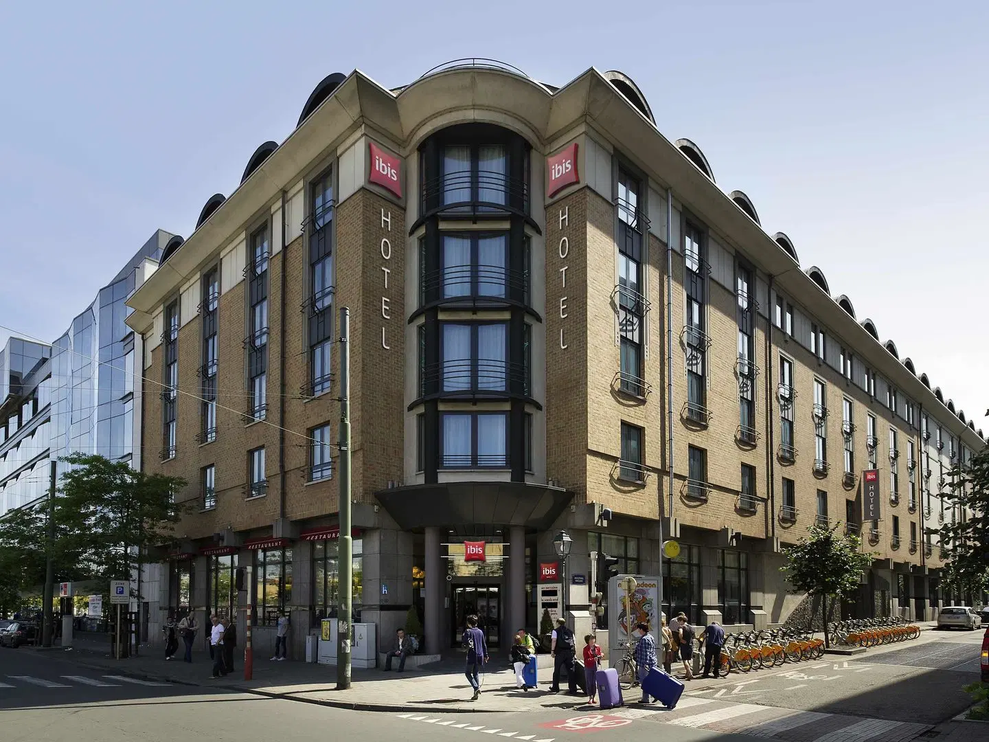 ibis Brussels Centre Gare Midi EXTERIOR