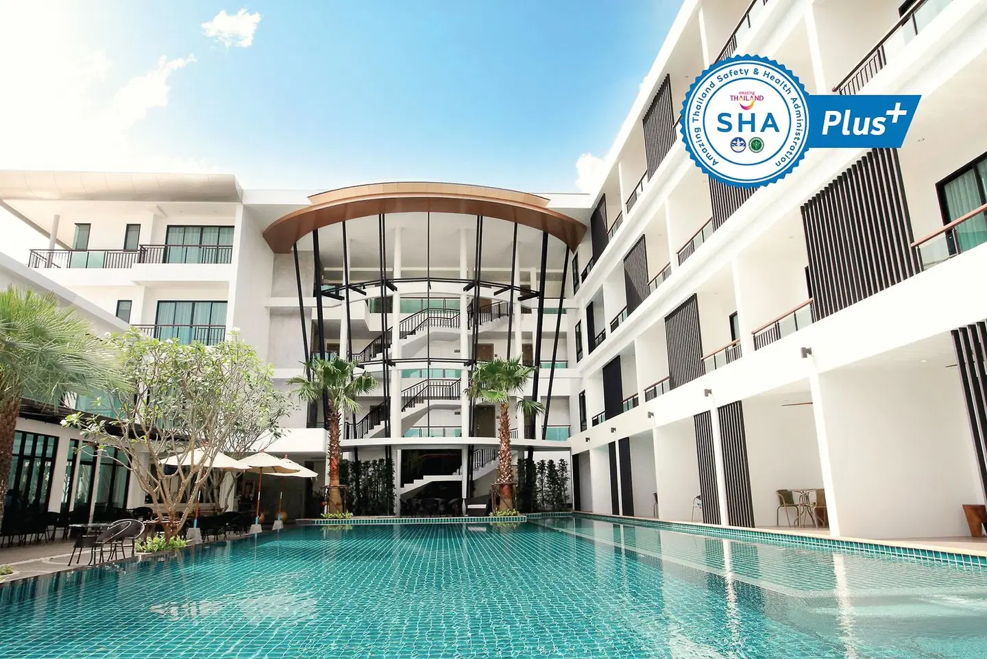 The Pago Design Hotel Phuket OUTDOOR_POOL