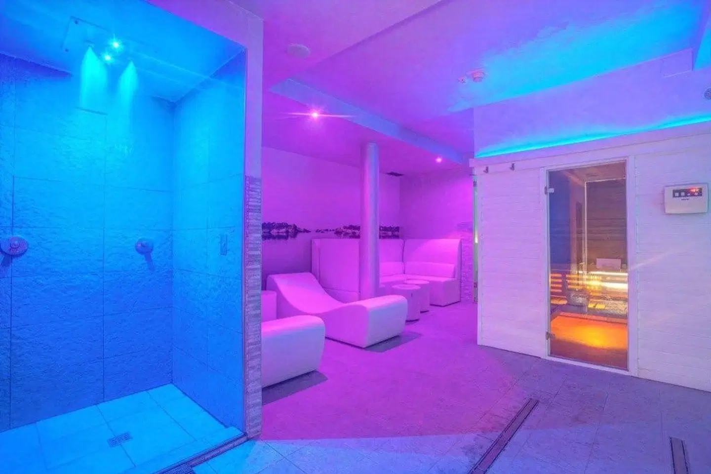 Ferretti Beach Hotel HEALTH_BEAUTY