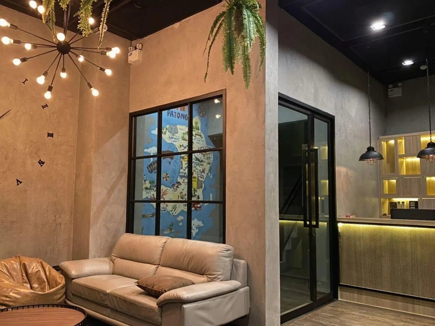 Patong Poshtel - Adults Only LOUNGE_LOBBY