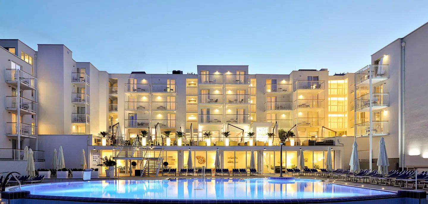 Hotel Valamar Sanfior EXTERIOR