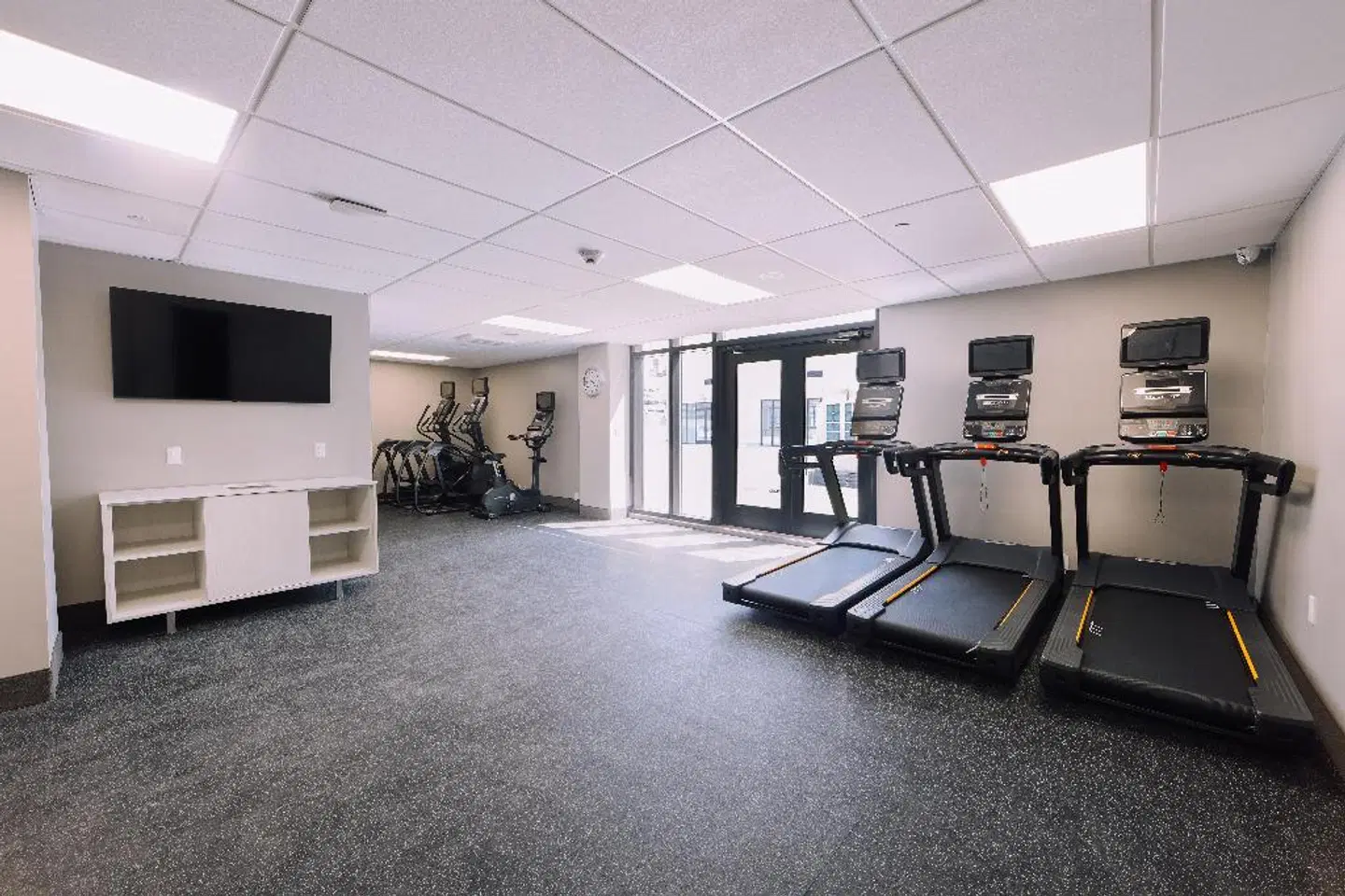 Holiday Inn Express Long Island City E - New York by IHG SPORTS_AND_LEISURE