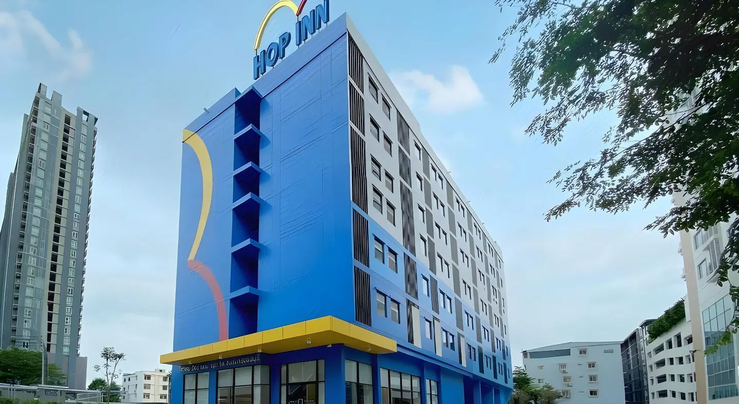 Hop Inn Bangkok Krung Thonburi Station EXTERIOR