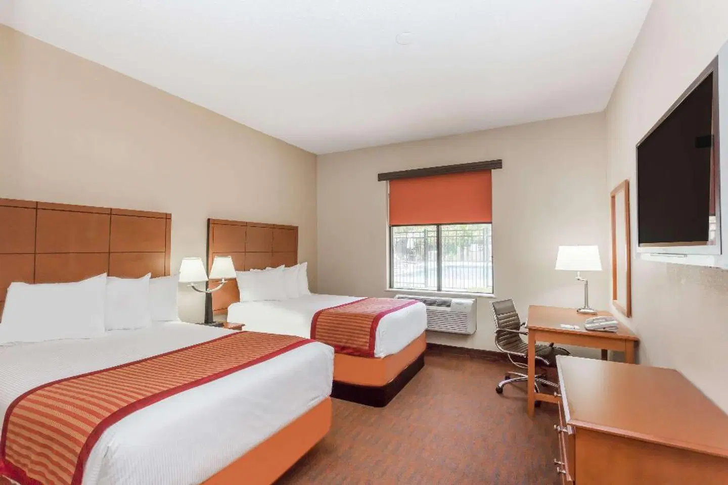 Baymont by Wyndham Savannah/Garden City ROOM_EXAMPLE