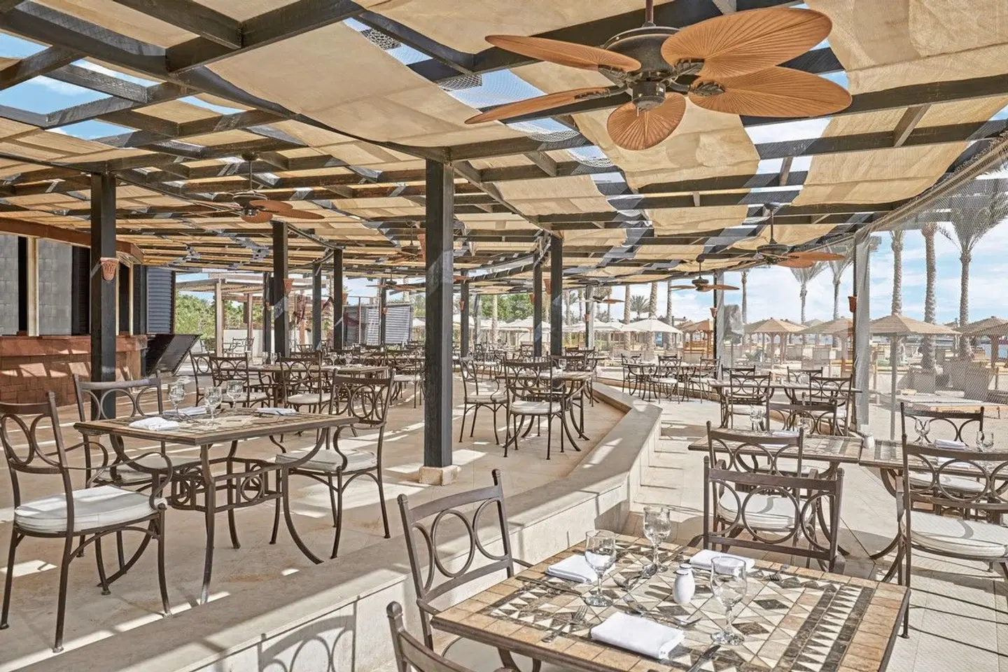 Steigenberger Aqua Magic Terrasse
