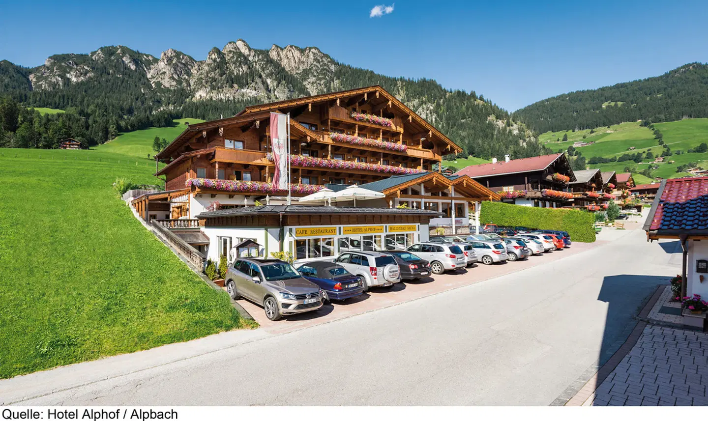 Alphof EXTERIOR