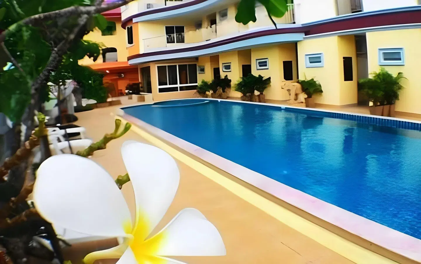 Smile Residence OUTDOOR_POOL