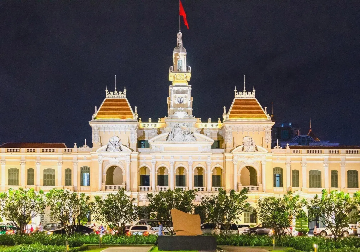 Dinh Phat Hotel EXTERIOR