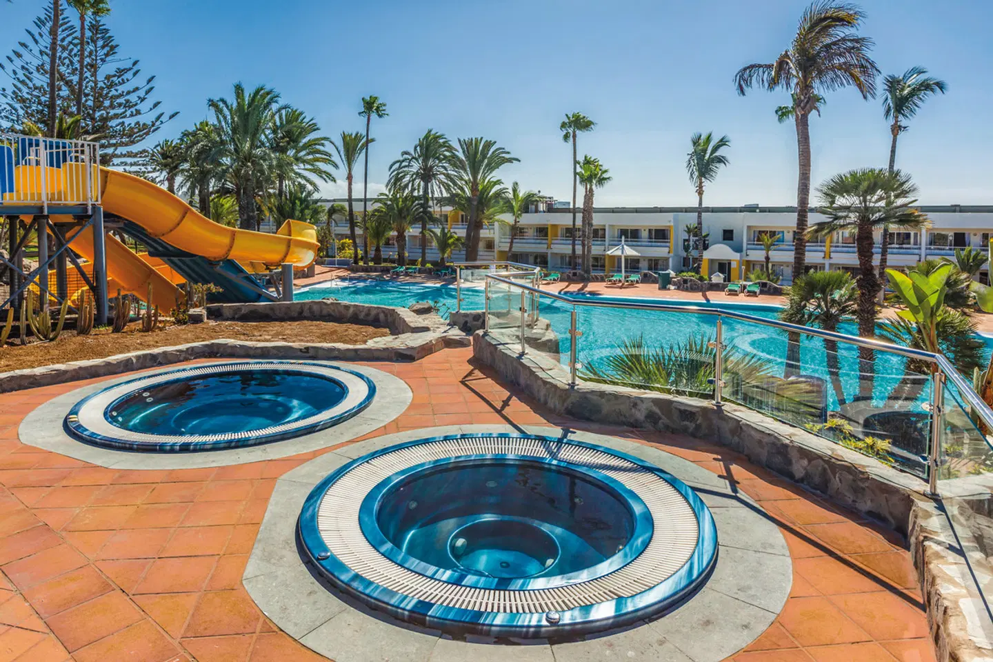 Abora Interclub Atlantic by Lopesan Hotels OUTDOOR_POOL