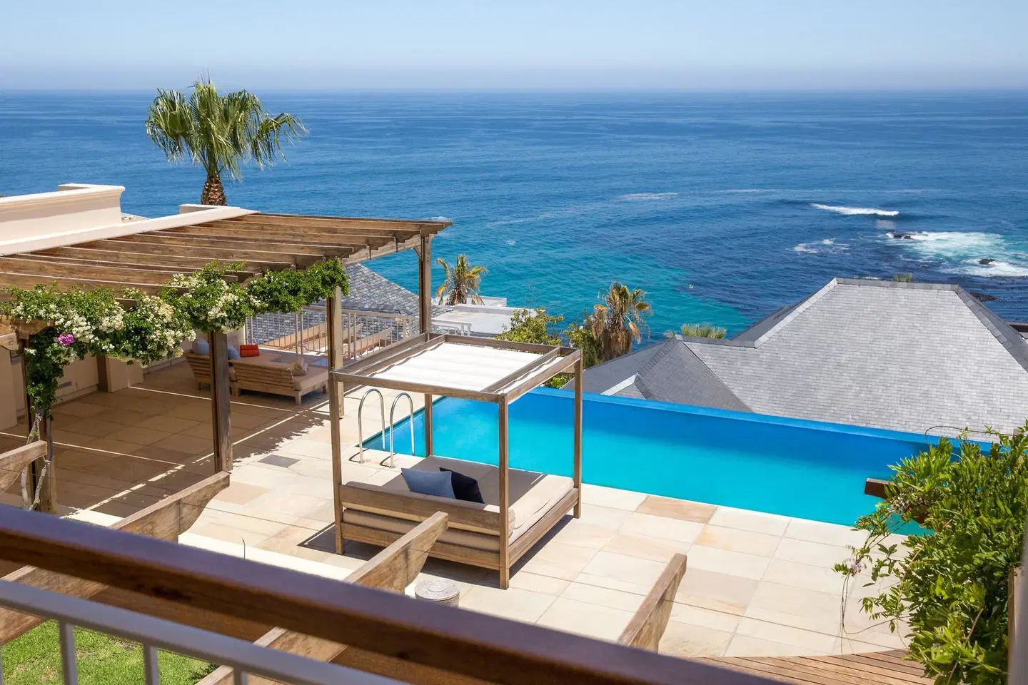 Compass House Boutique Hotel Strand