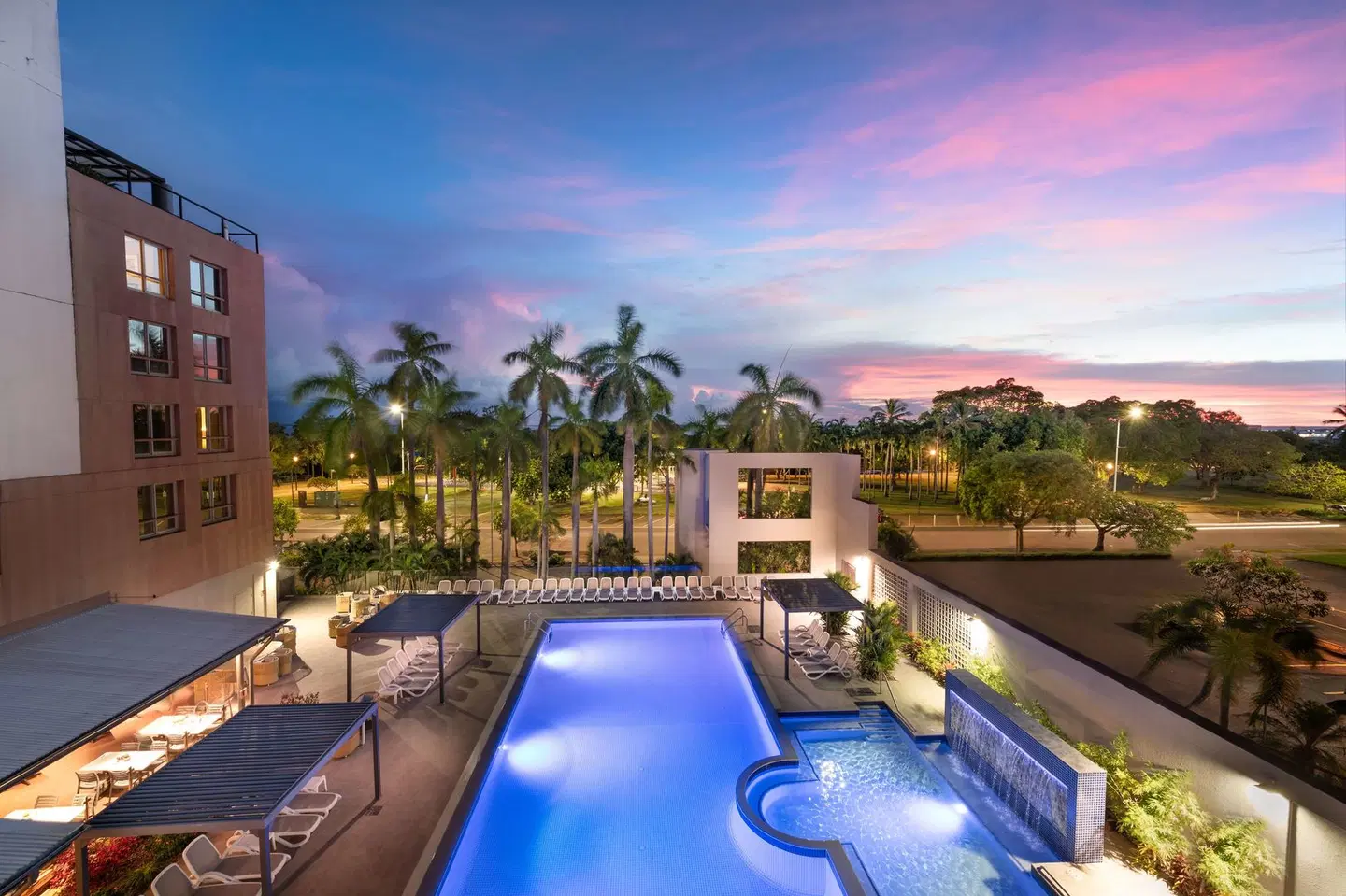 DoubleTree by Hilton Hotel Esplanade Darwin Terrasse