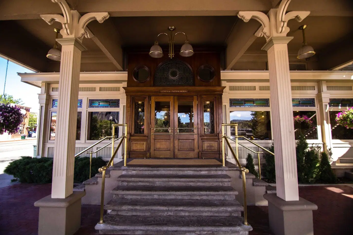 General Palmer Hotel EXTERIOR