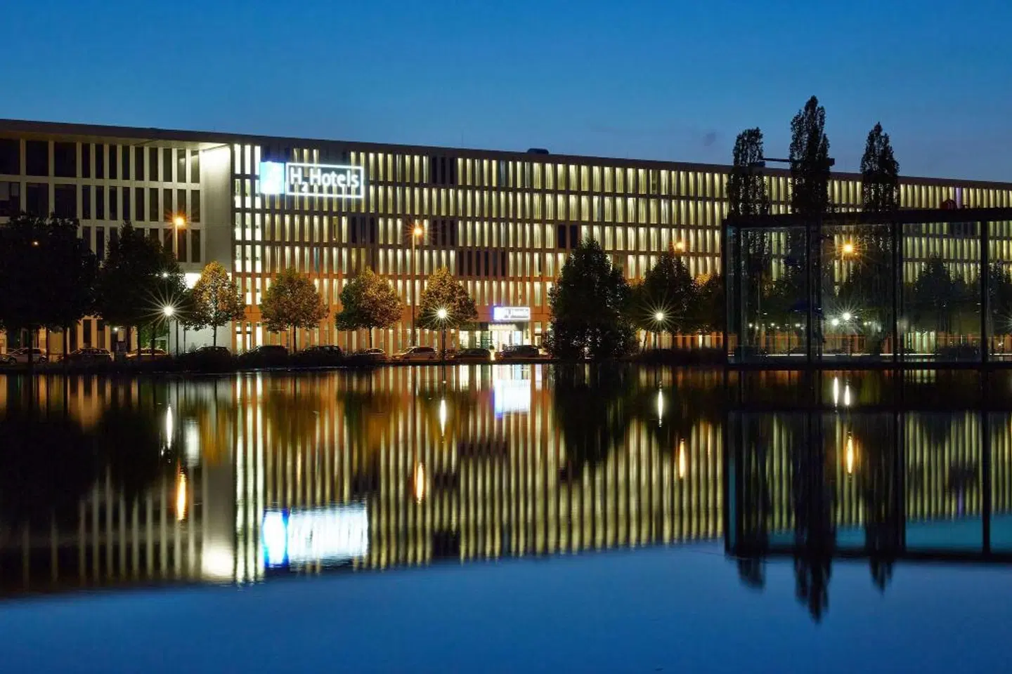 H2 München Neue Messe EXTERIOR
