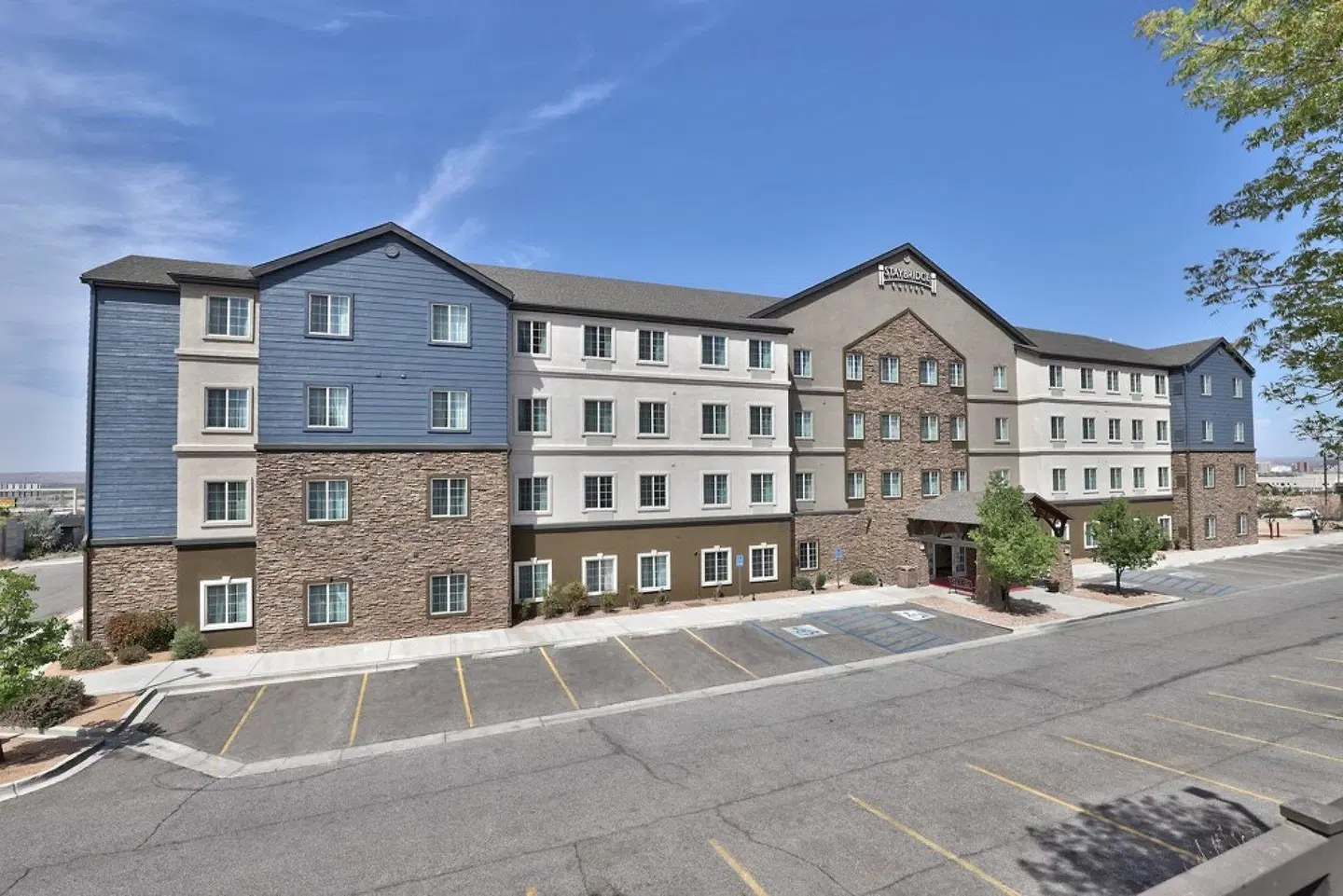 Staybridge Suites Albuquerque - Airport by IHG EXTERIOR