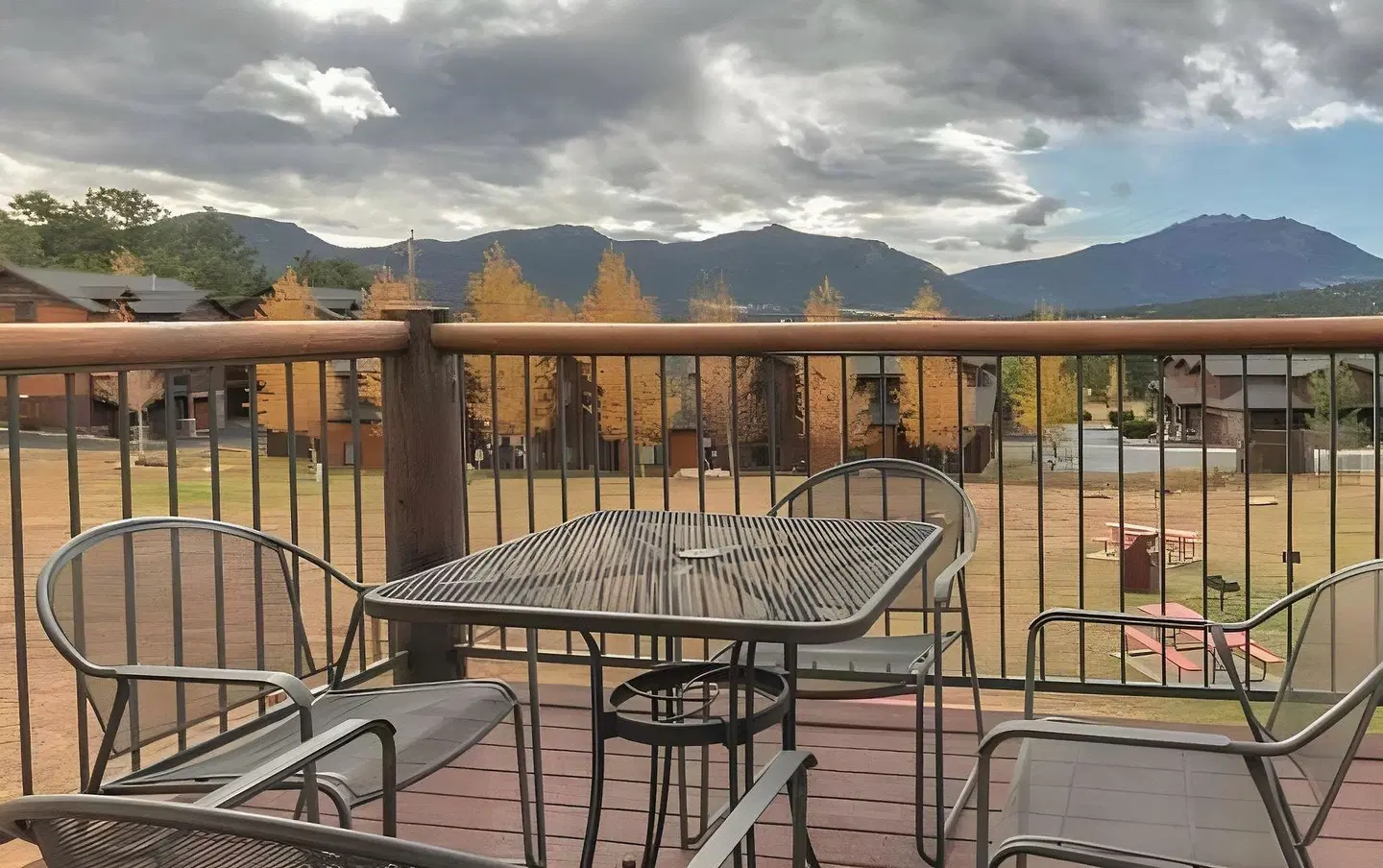Blue Door Inn Terrasse
