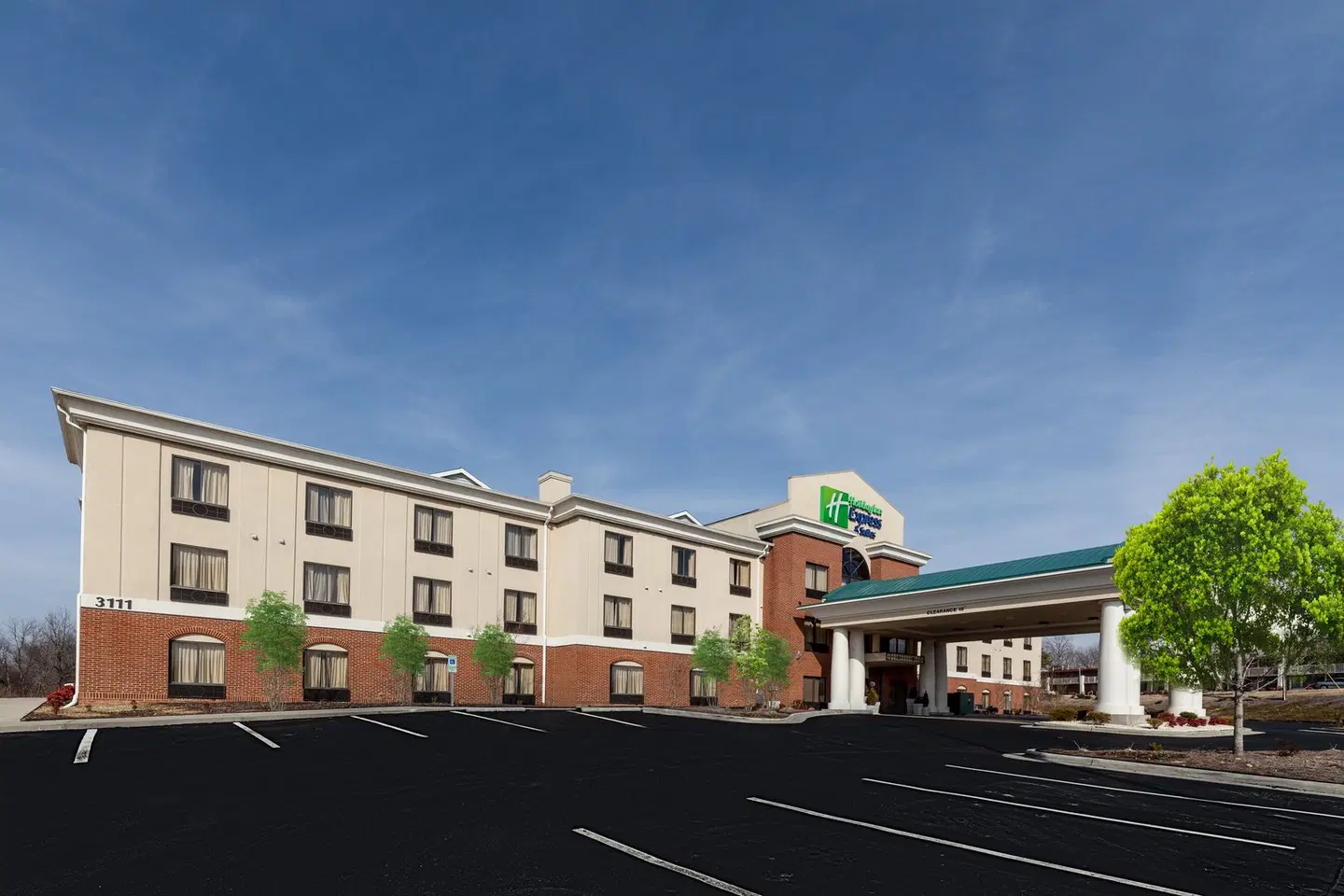 Holiday Inn Express & Suites Greensboro-East by IHG EXTERIOR