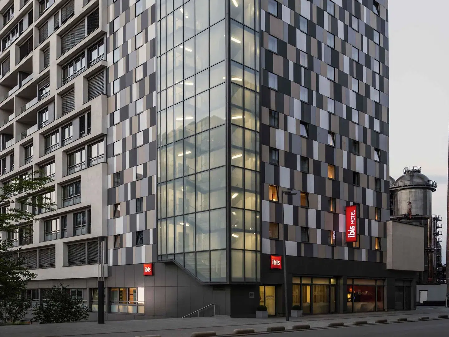 ibis Esch Belval EXTERIOR