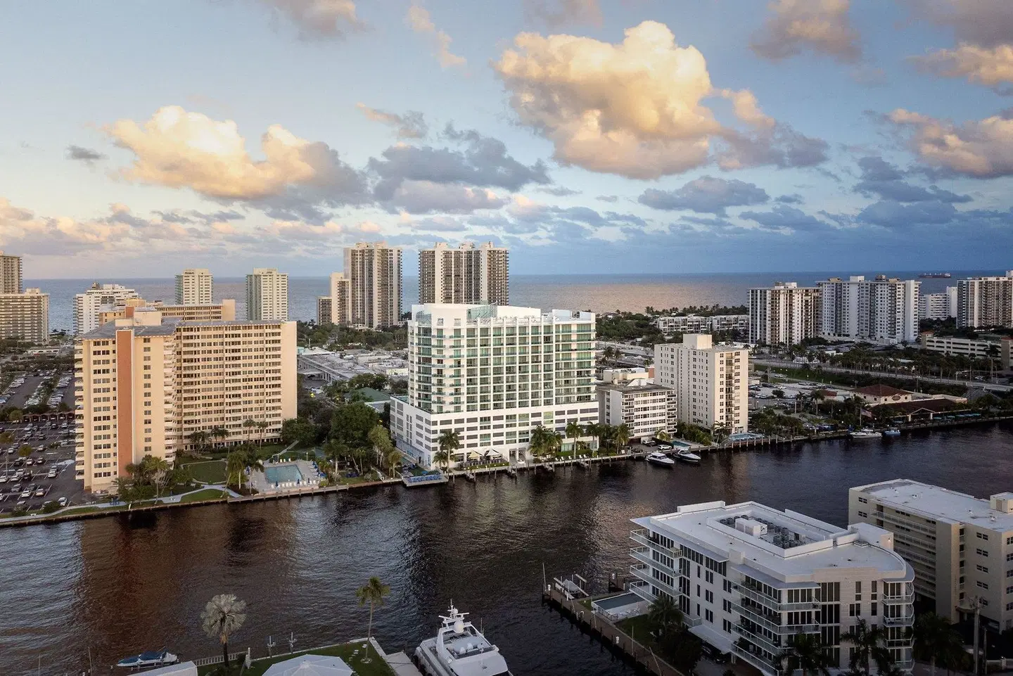 Residence Inn by Marriott Fort Lauderdale Intracoastal/Il Lugano EXTERIOR