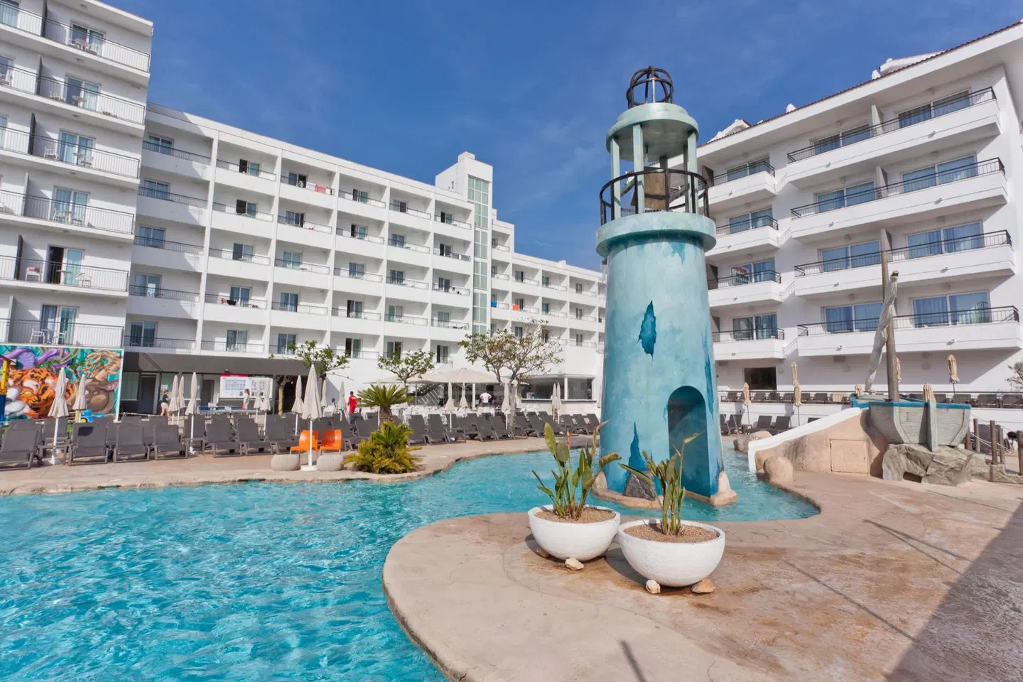 FERGUS Pineda Splash EXTERIOR