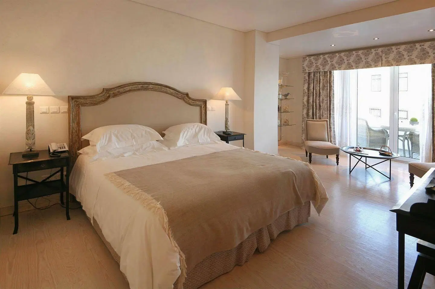 Albatroz ROOM_EXAMPLE