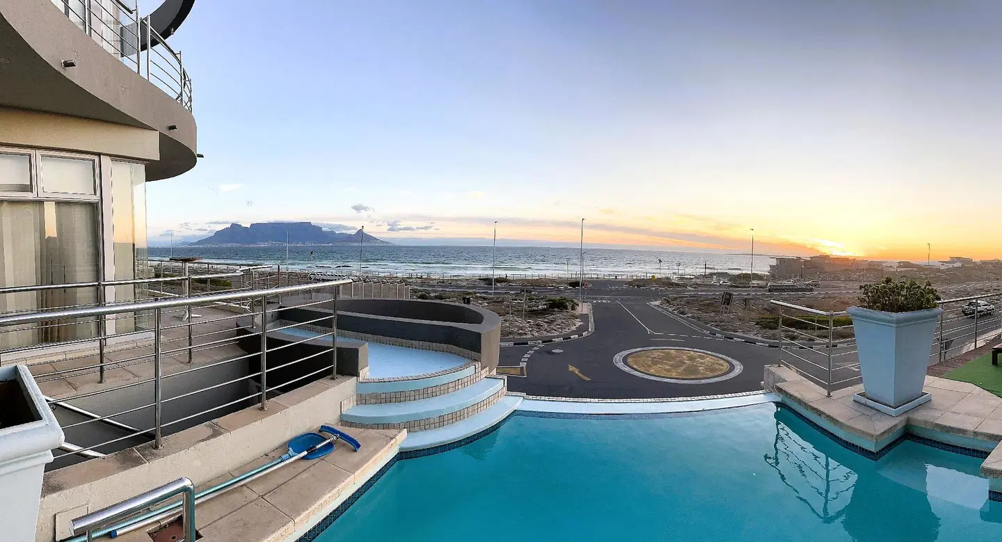 Oceansnest Guest House OUTDOOR_POOL