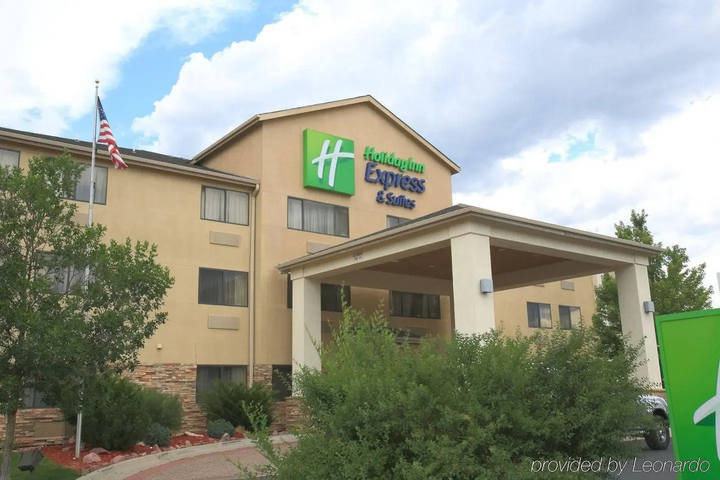 Holiday Inn Express & Suites Colorado Springs North by IHG EXTERIOR