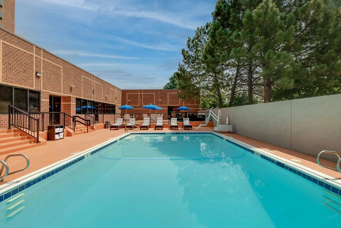Sheraton Hotel Denver Tech Center OUTDOOR_POOL