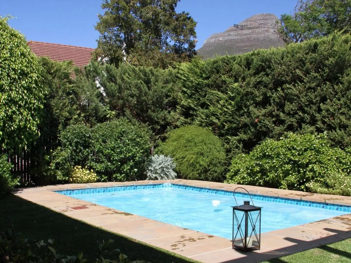 5 Camp Street Guesthouse & Self-catering OUTDOOR_POOL