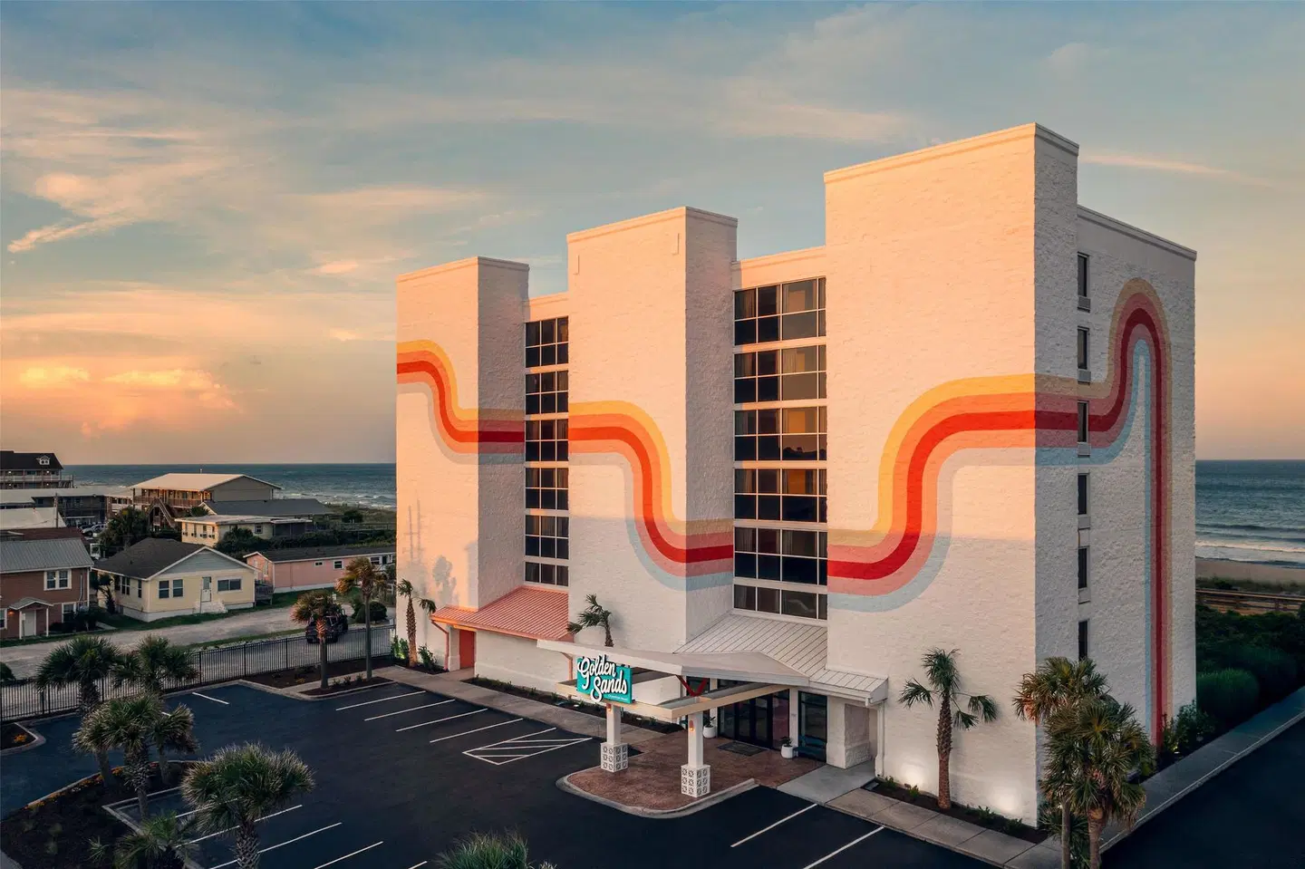 Golden Sands Motel EXTERIOR
