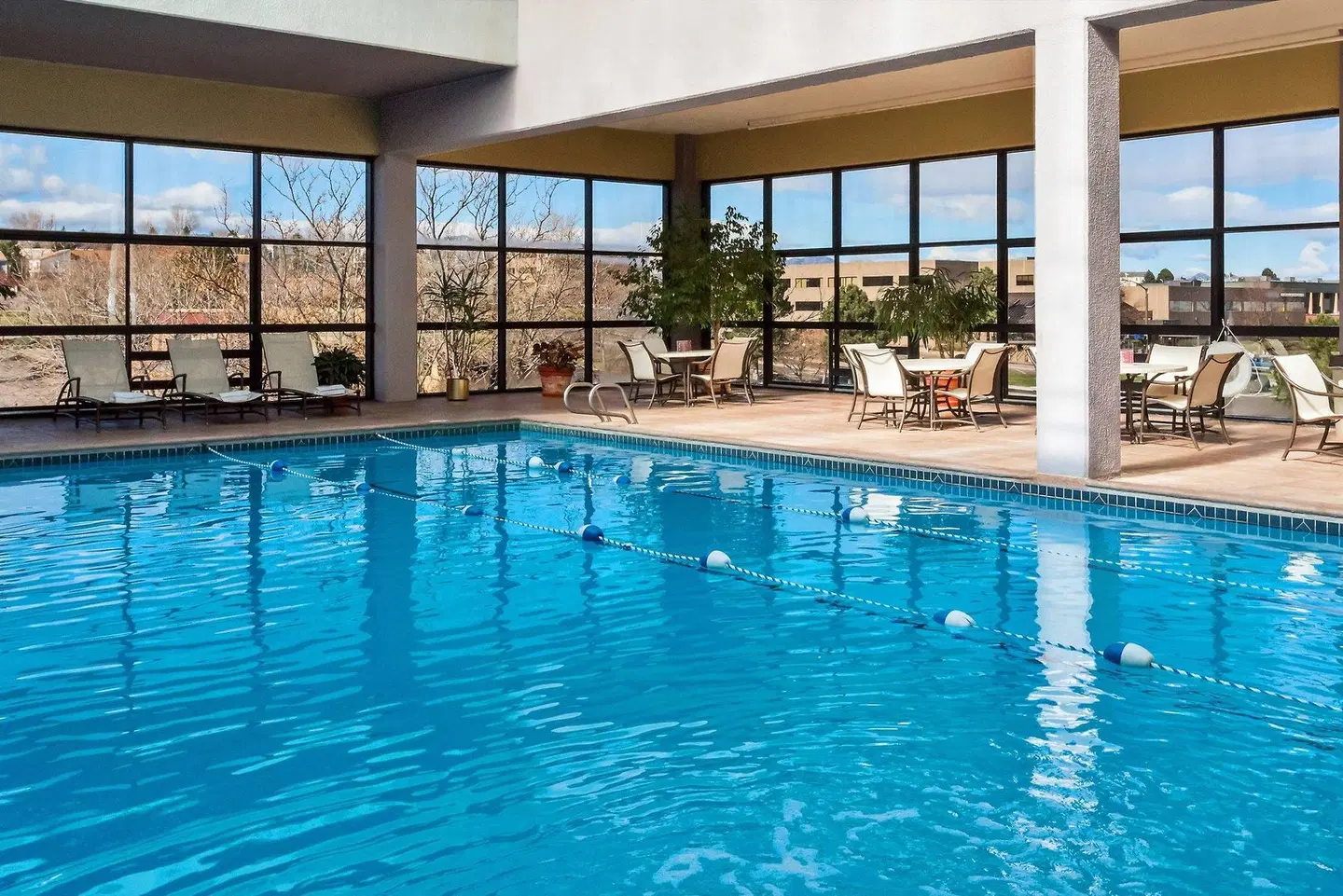 Sheraton Denver West Hallenbad