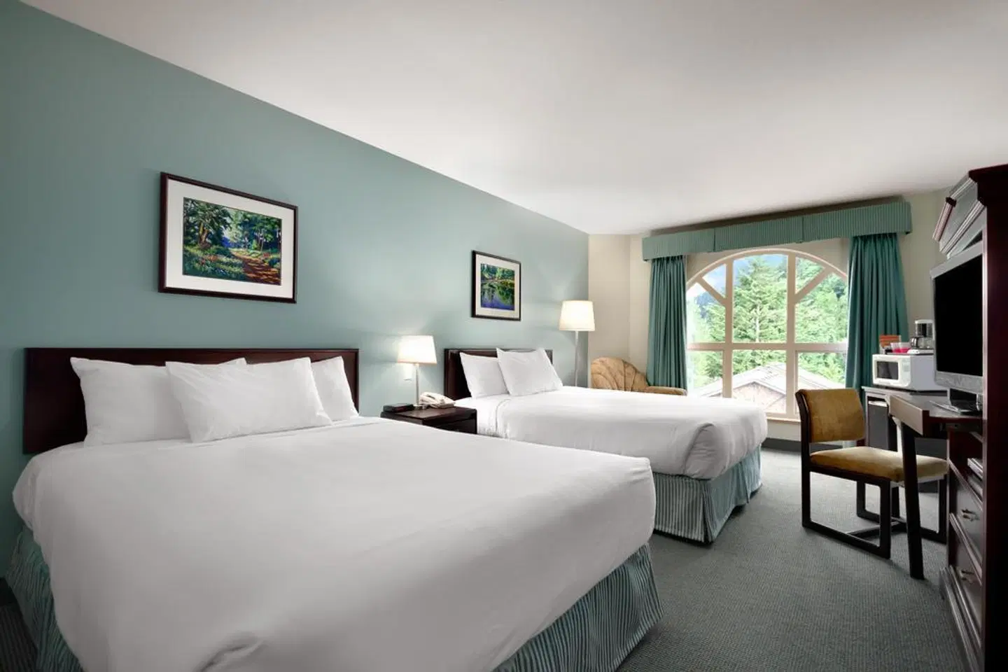 Harrison Lake Hotel ROOM_EXAMPLE