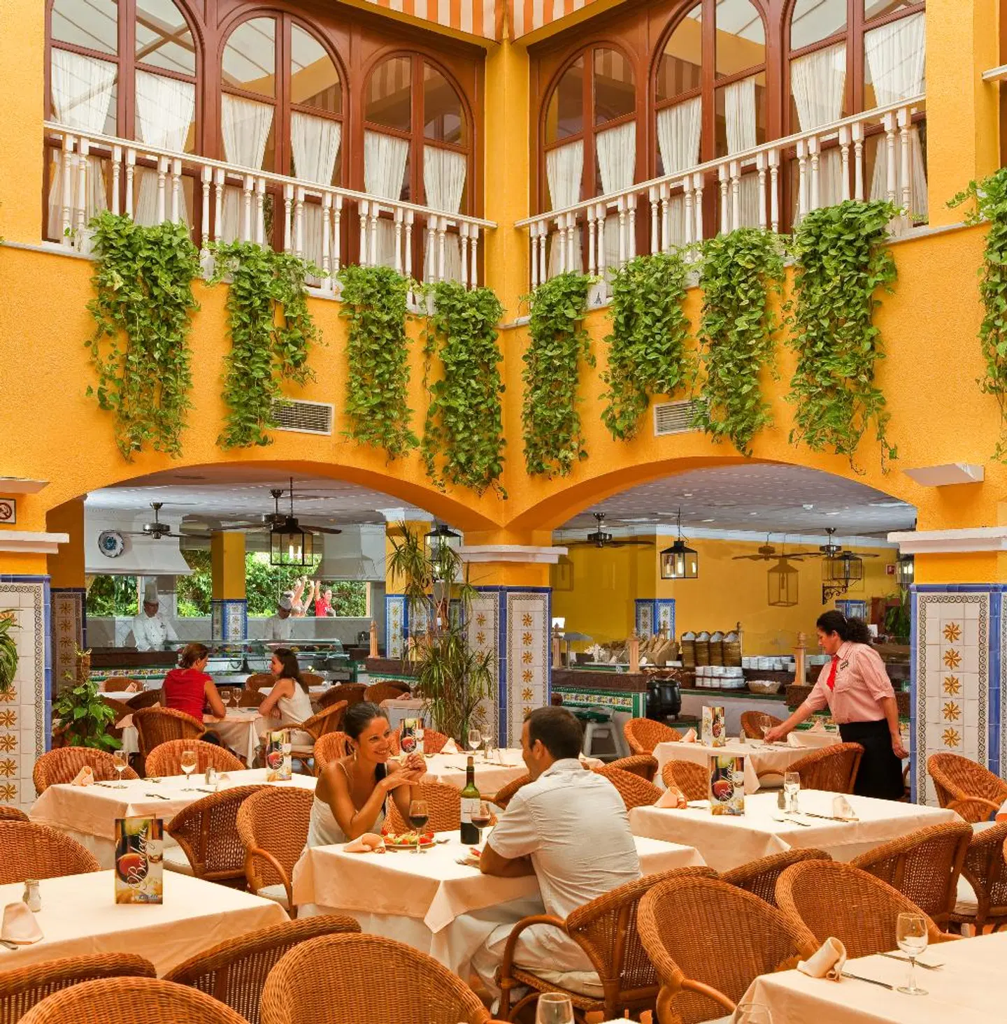 Diverhotel Roquetas Restaurant