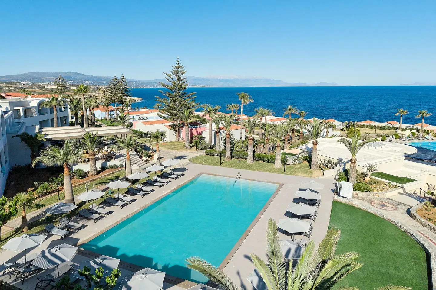 Iberostar Waves Creta Panorama & Mare OUTDOOR_POOL